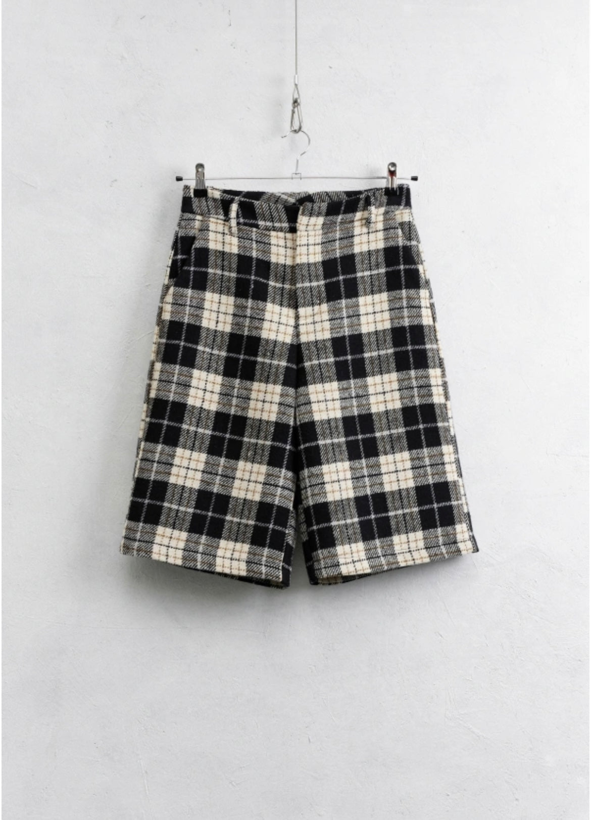 Bermuda noir et blanc