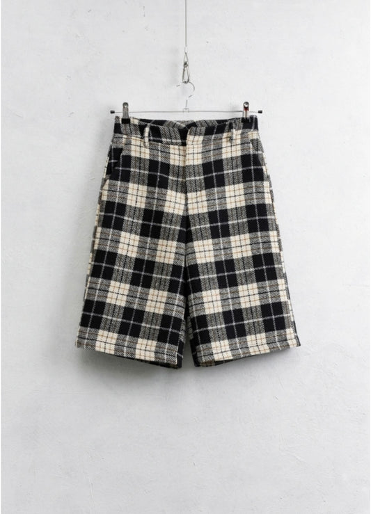 Bermuda noir et blanc